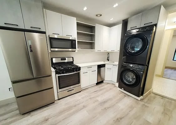 3250 46th St – photo 1