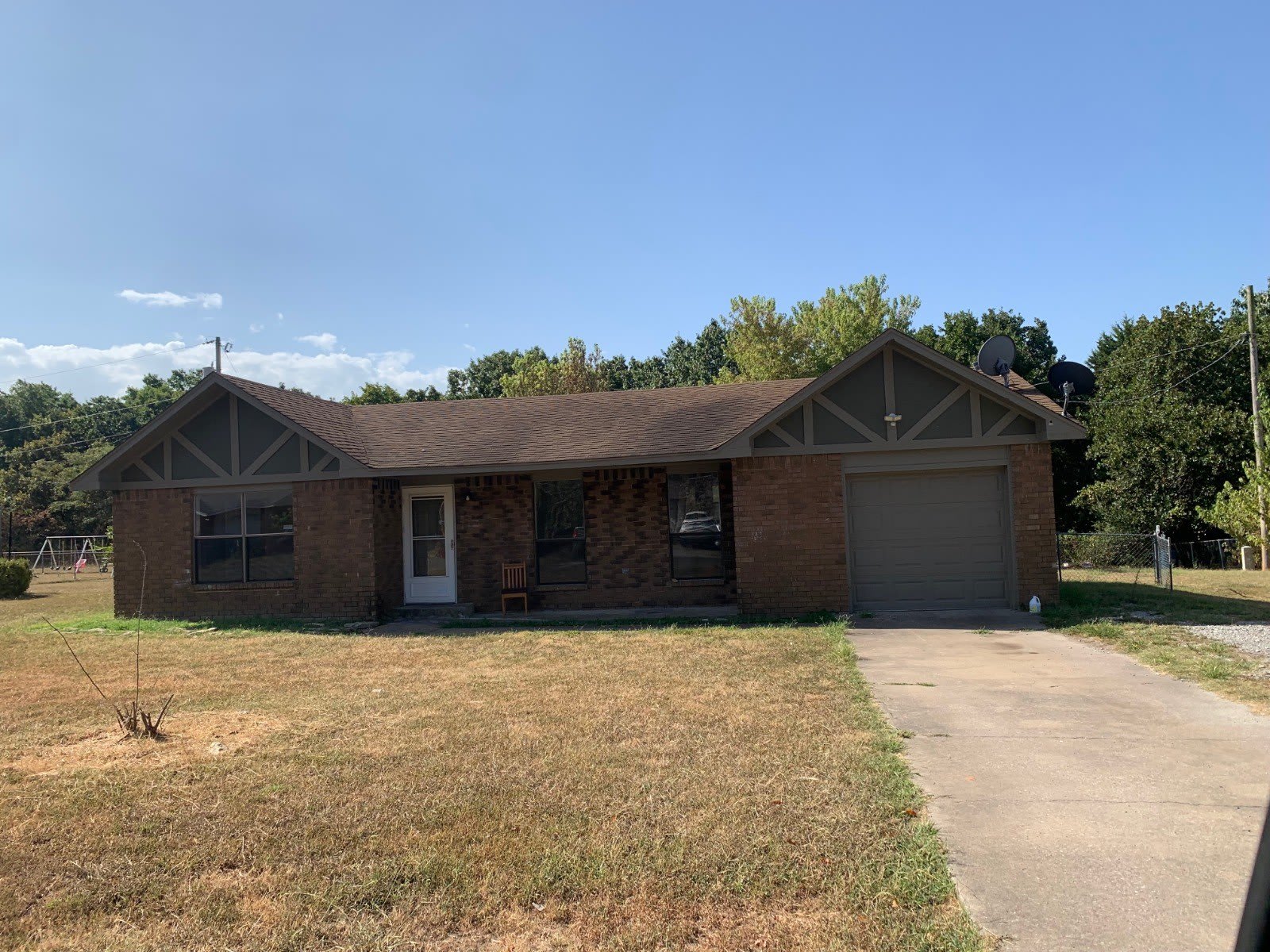 2122 W Austin – photo 1 of 6