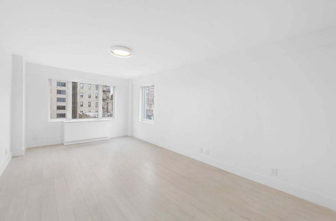 928 Park Ave – photo 1