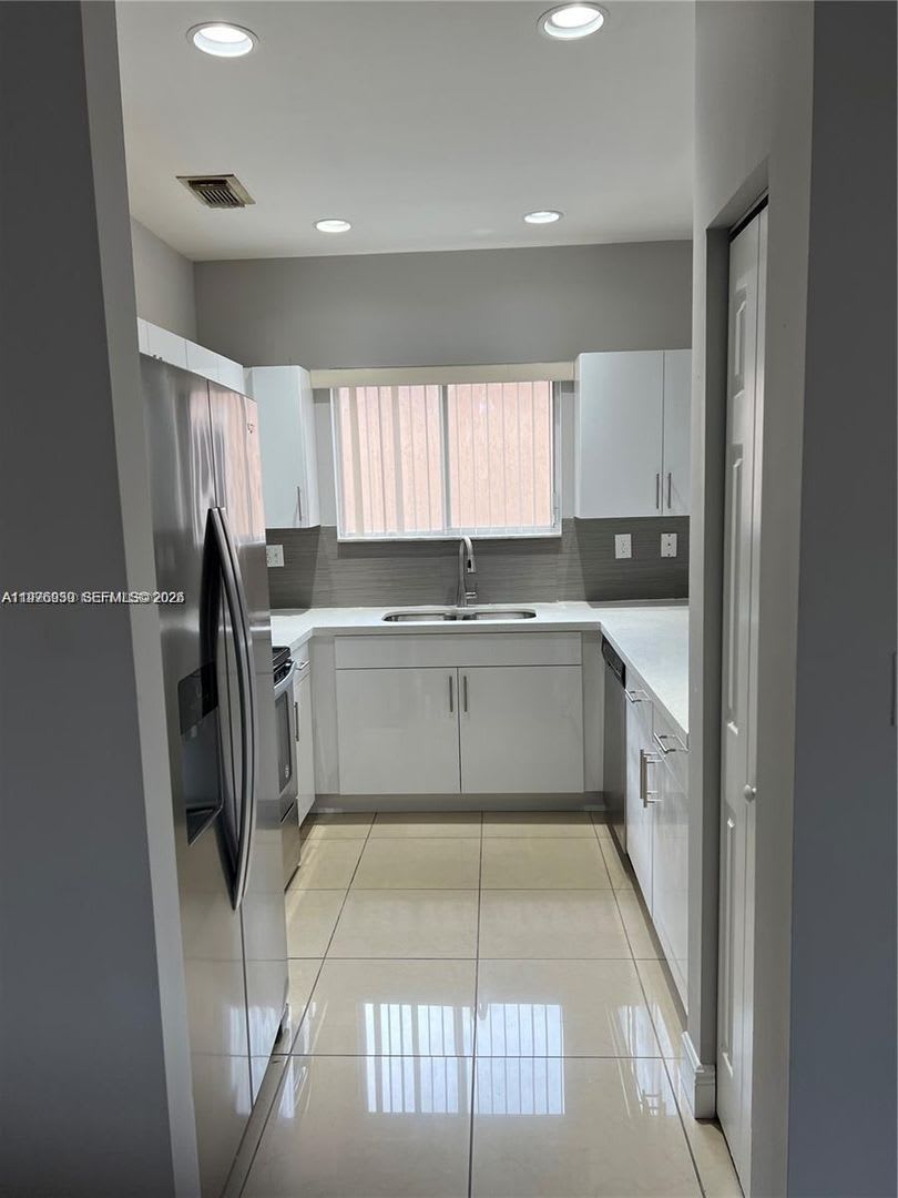 3389 NE 4th Street, Homestead, FL 33033 – photo 1