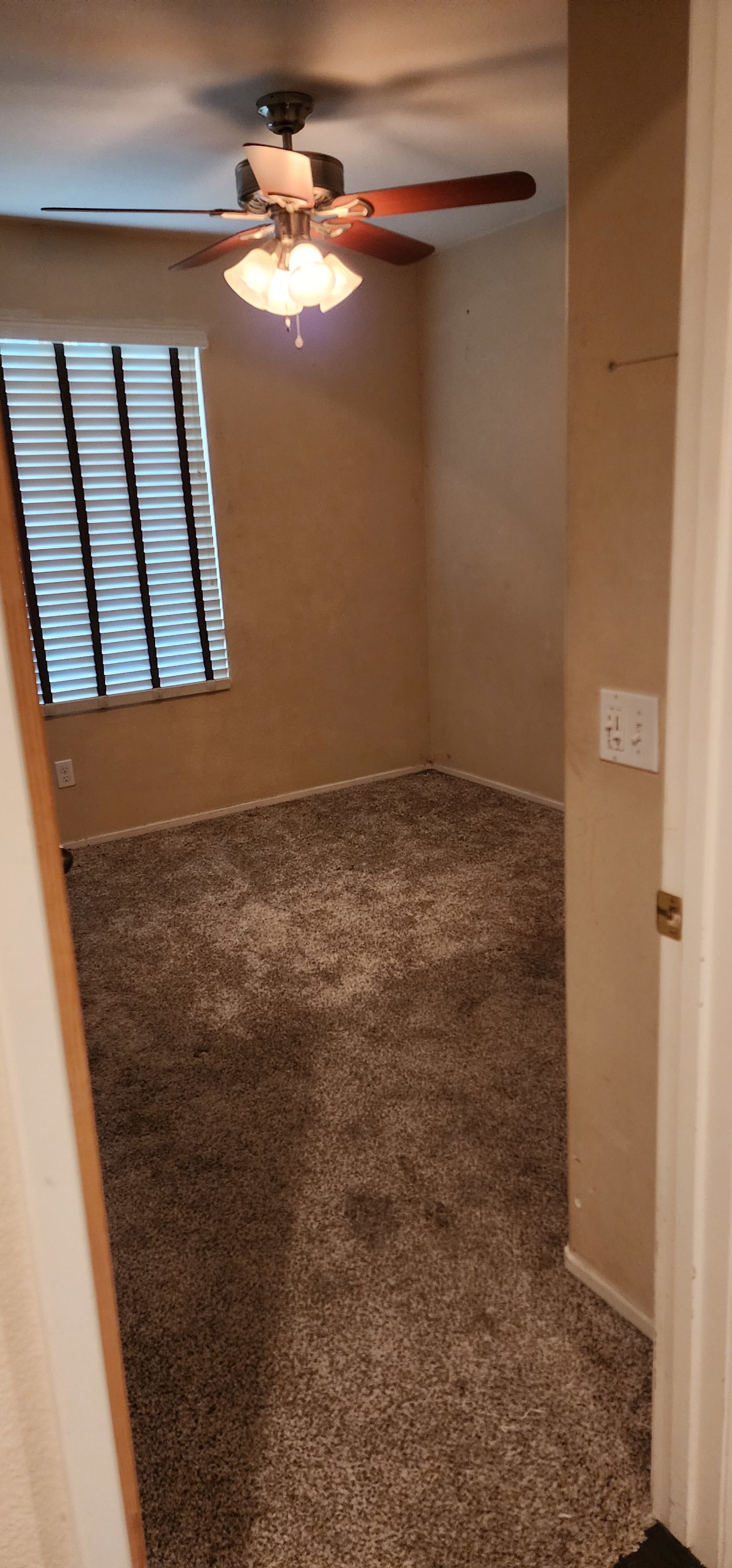 34129 Hillside Drive – photo 1 of 10