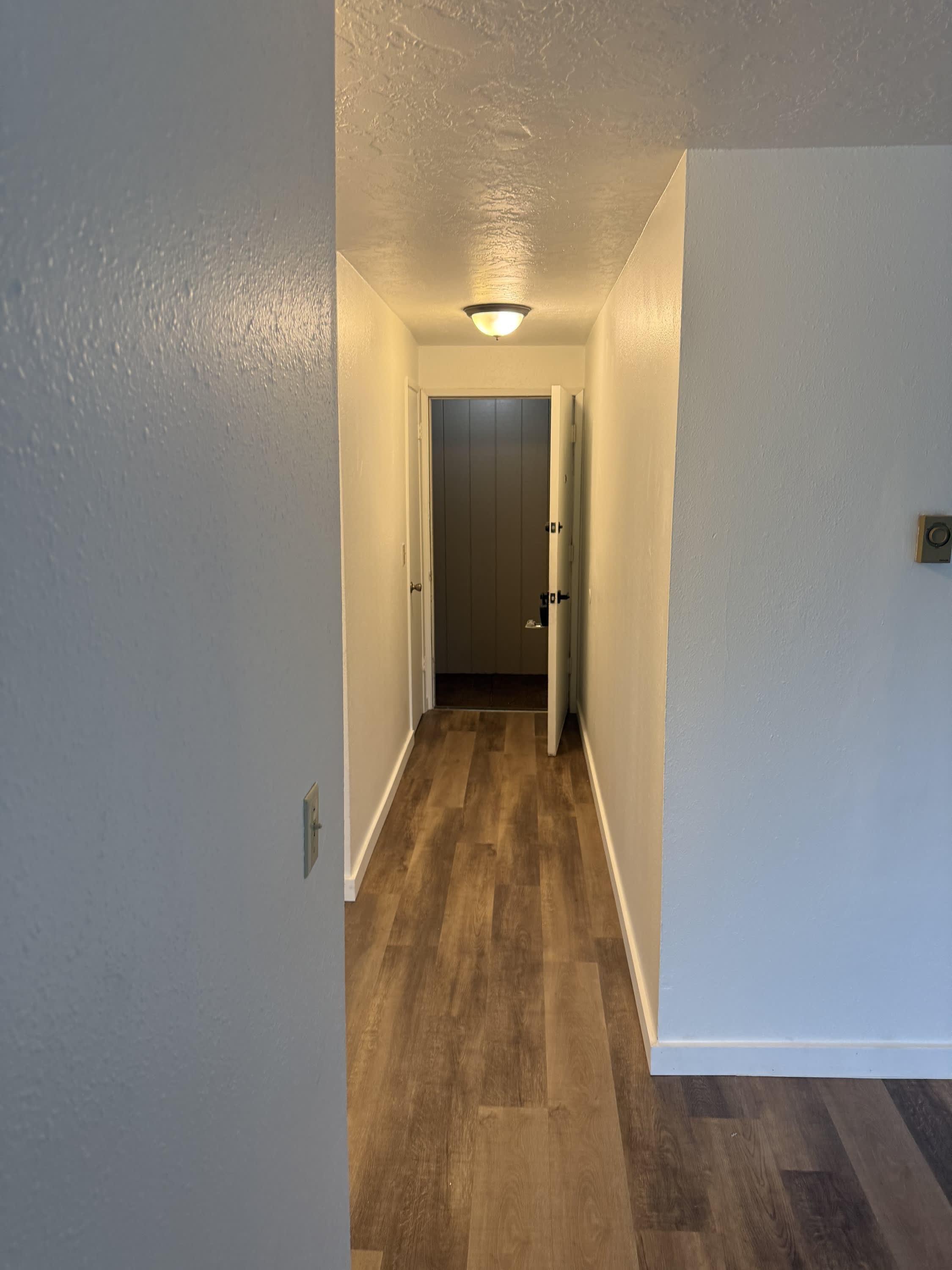 226 Northeast 3rd Street (New) – photo 1 of 7