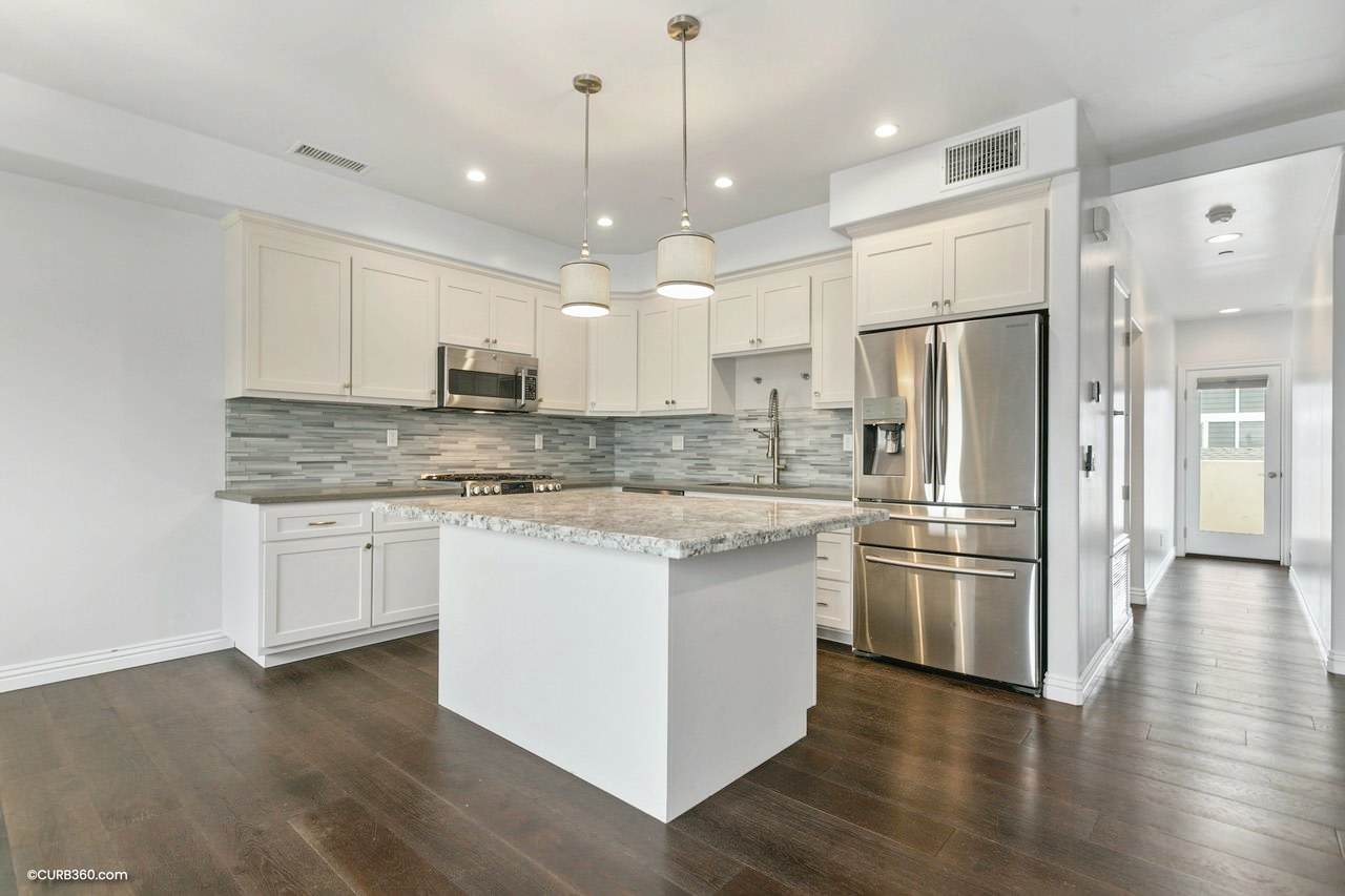 1627 Hornblend Street – photo 1 of 23