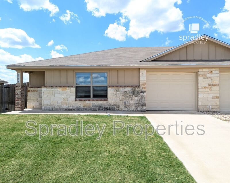 1528 Kal Ct – photo 1 of 8