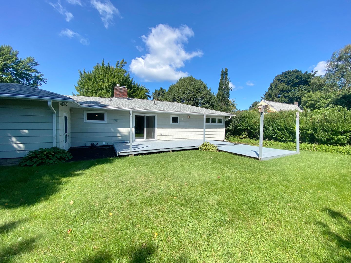 3 Bedroom House South End Neighborhood Burlington Available in September 5th! – photo 1