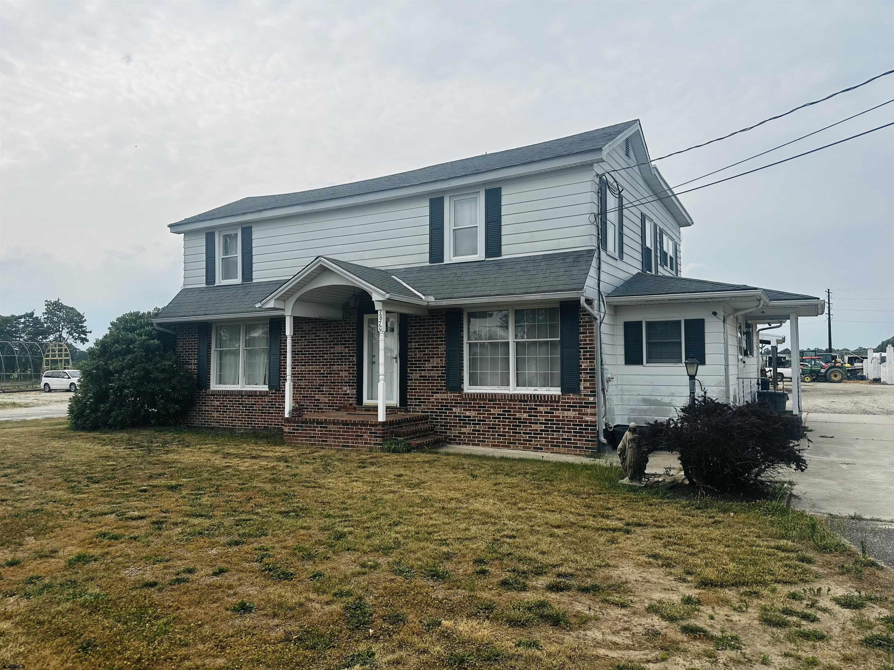 3670 Oak Road – photo 1 of 183