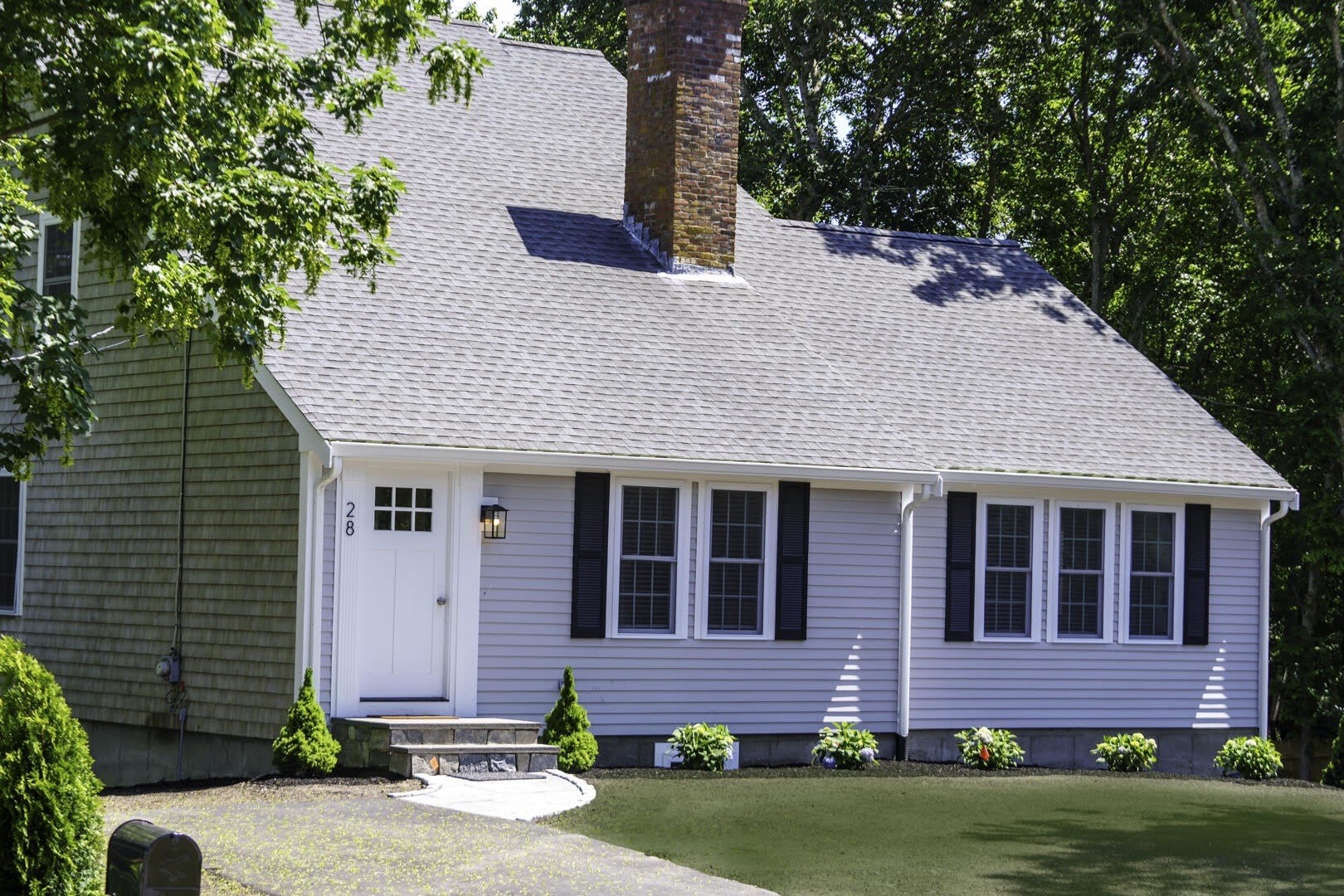 28 Seminole Drive – photo 1 of 33