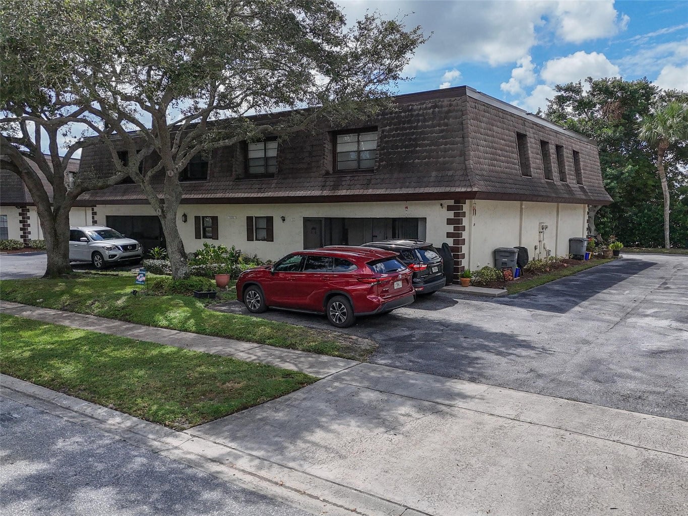9390 Southwest 61st Way – photo 1