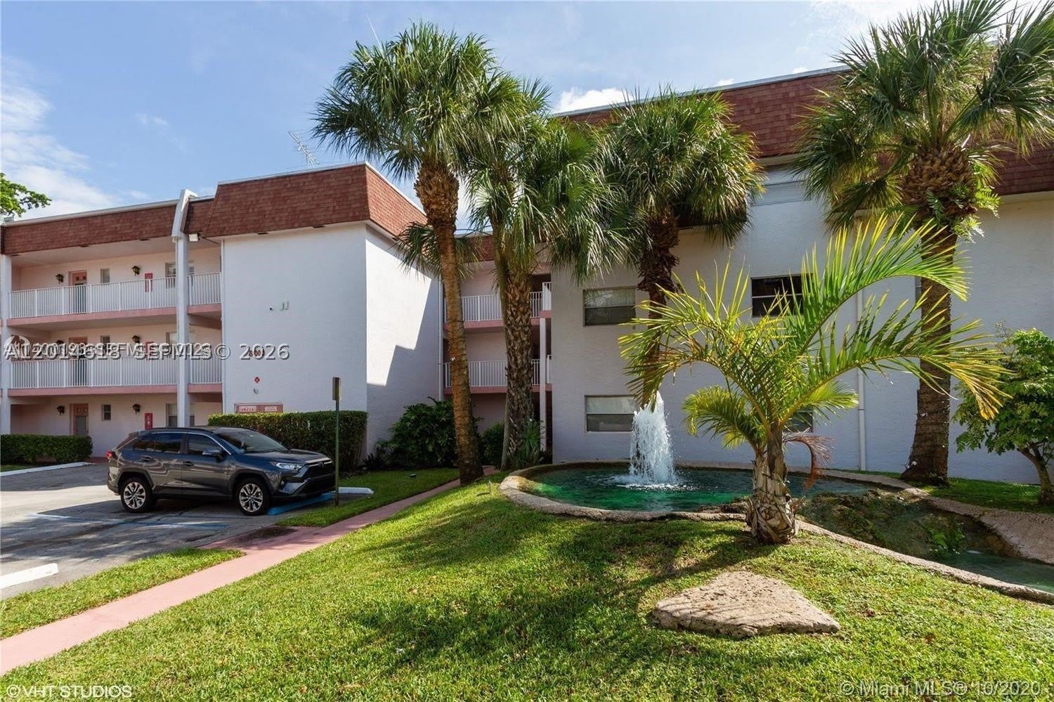 8000 Lagos De Campo Blvd – photo 1