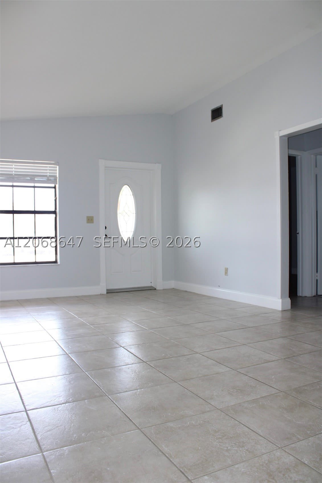 2728 W 74Th St – photo 1