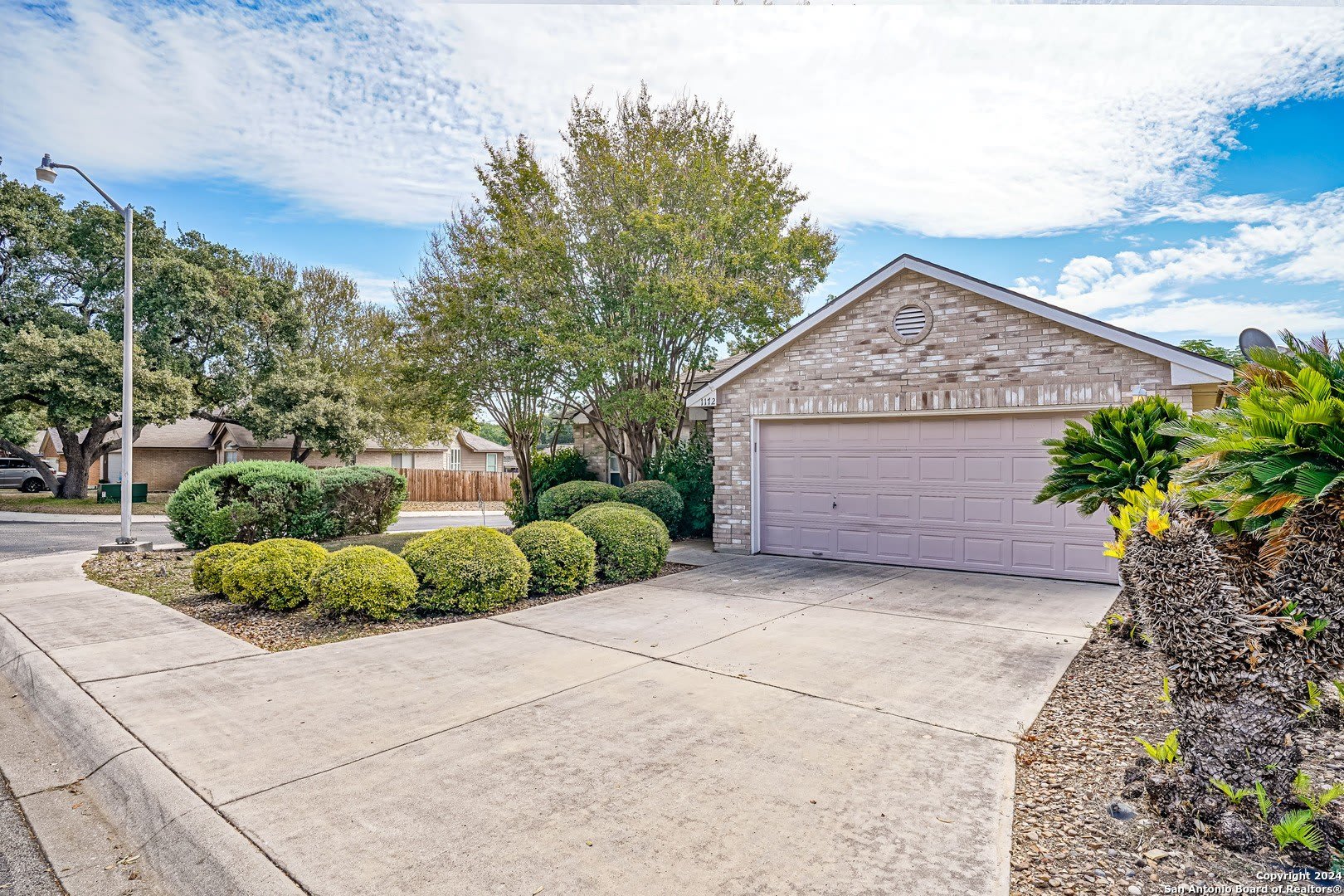 1172 BERRY CREEK DR – photo 1 of 38