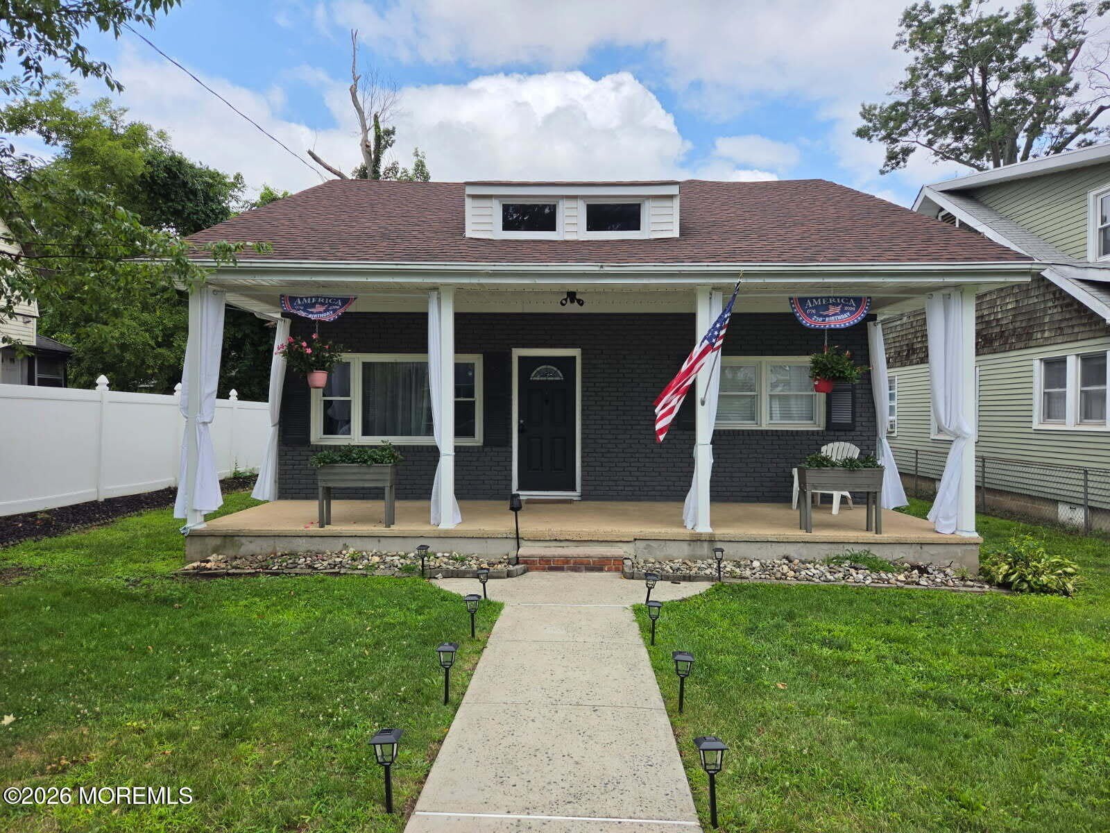 37 Beacon Boulevard – photo 1