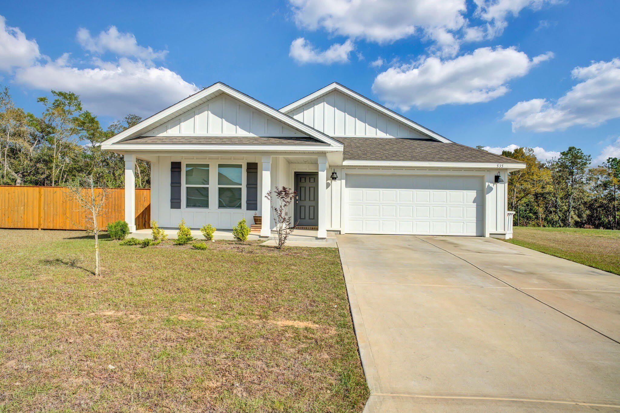 535 Mary Lou Way – photo 1 of 110