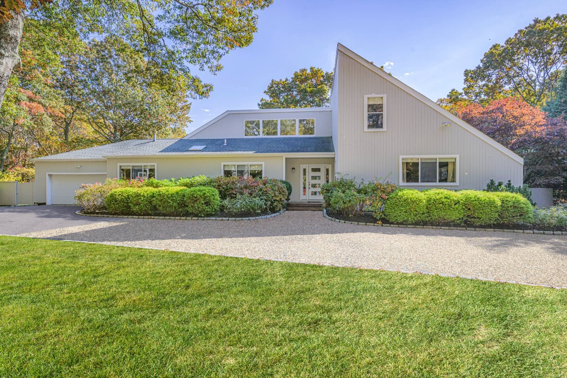 15 Fox Hollow Drive – photo 1 of 27