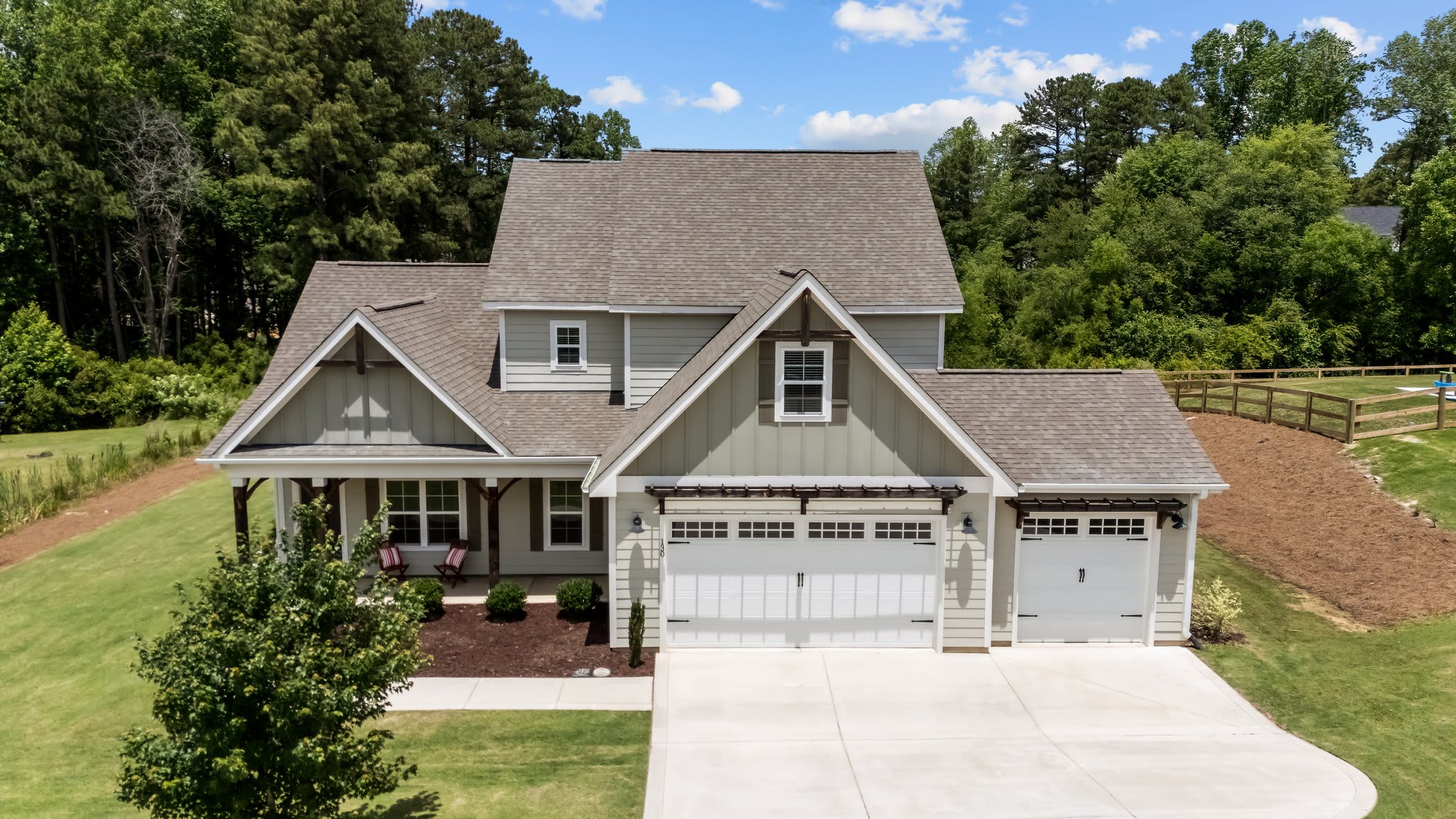 130 Amelia Drive – photo 1