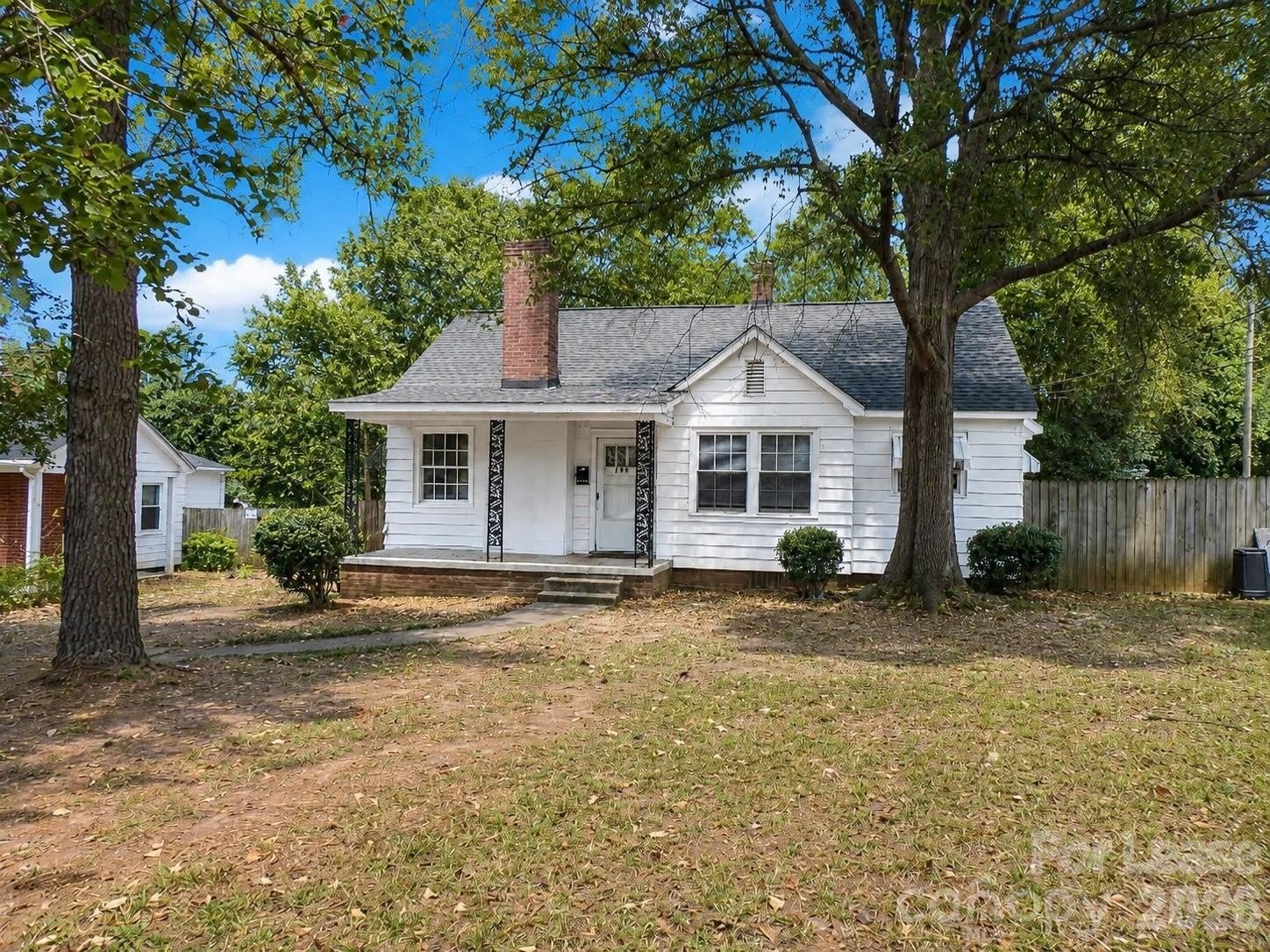 2733 Parkway Avenue – photo 1 of 11