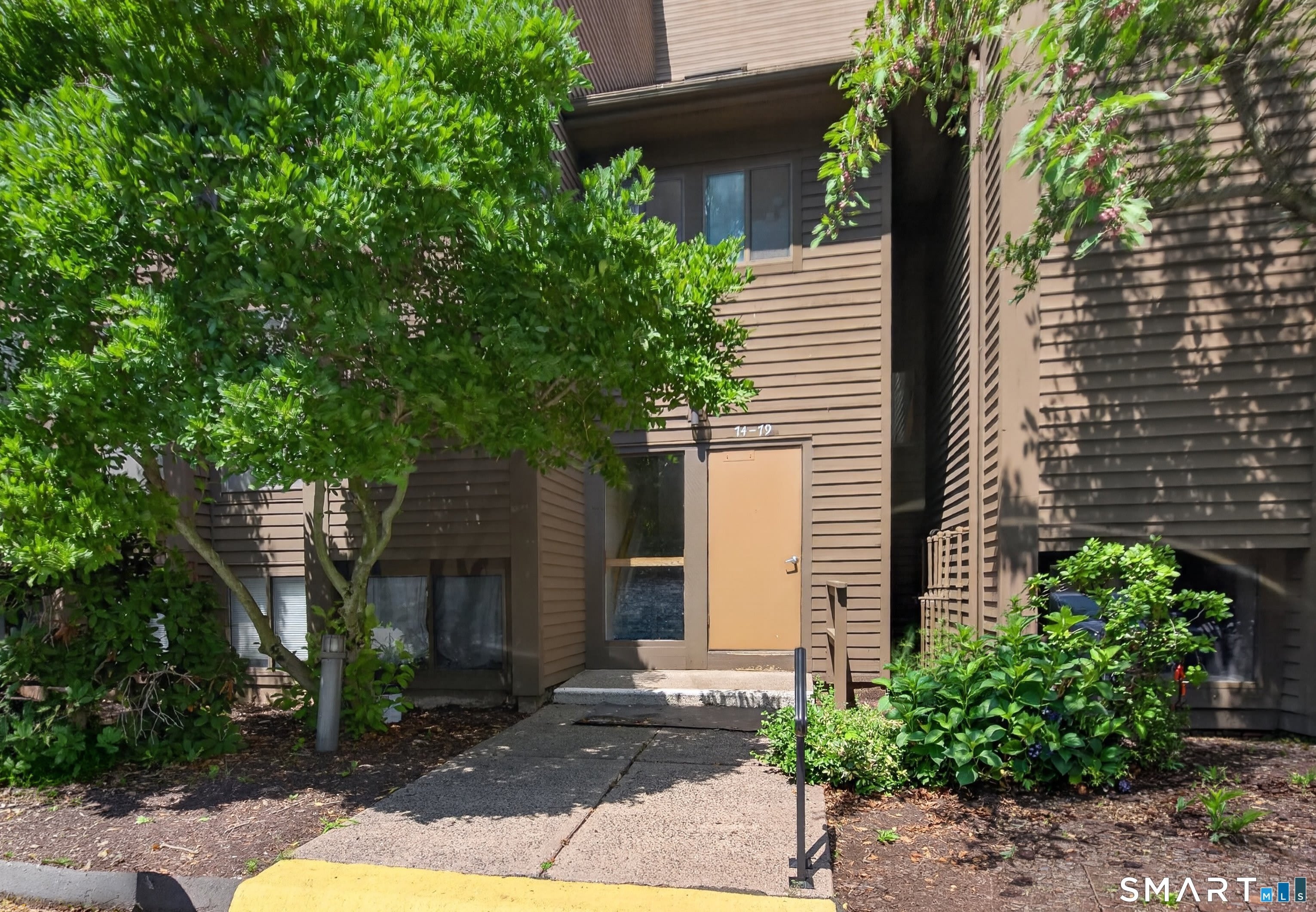 900 Mix Avenue – photo 1