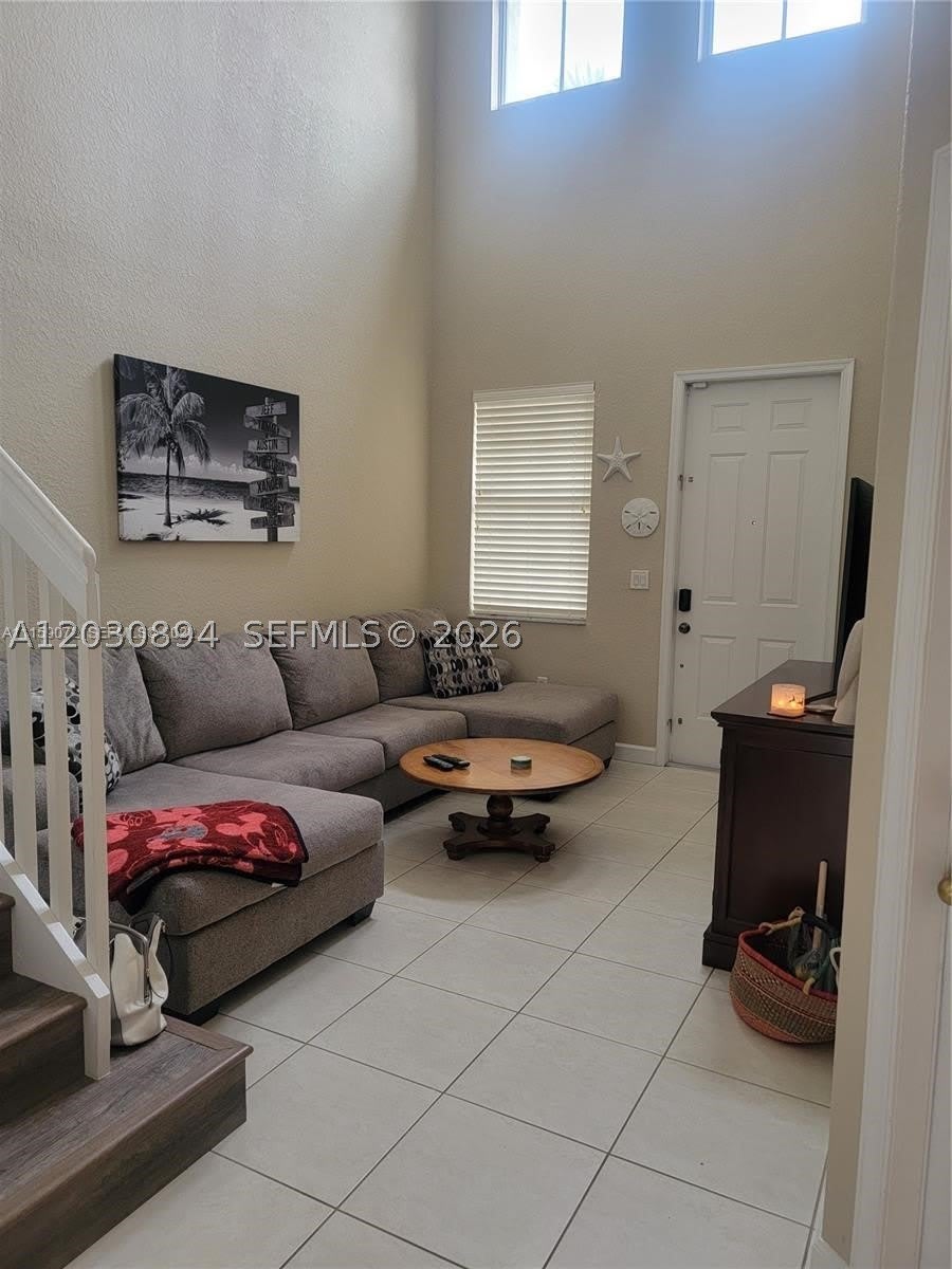 2407 SE 14th St – photo 1