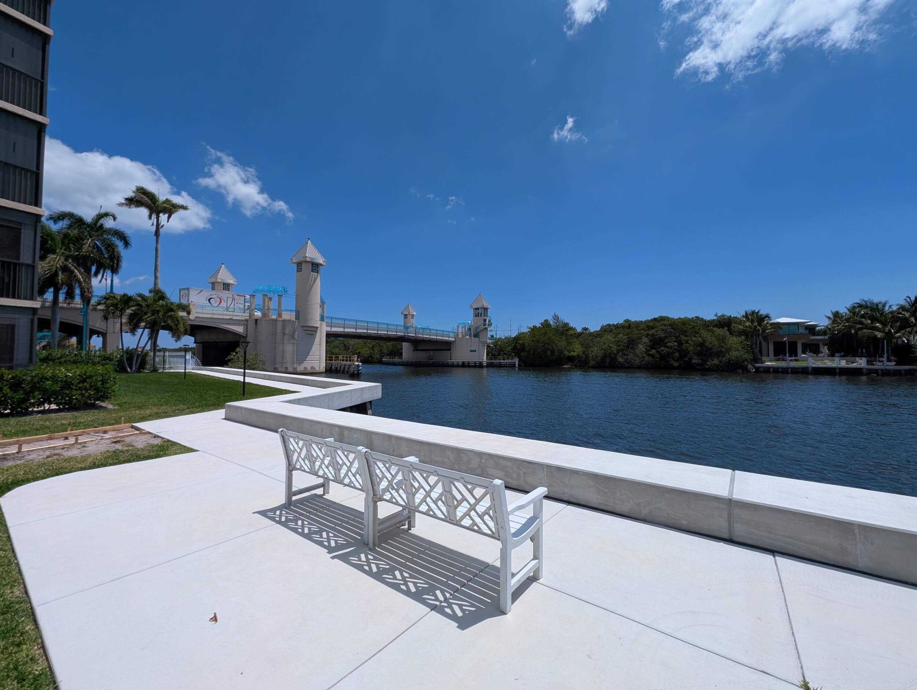 740 E Ocean Avenue – photo 1