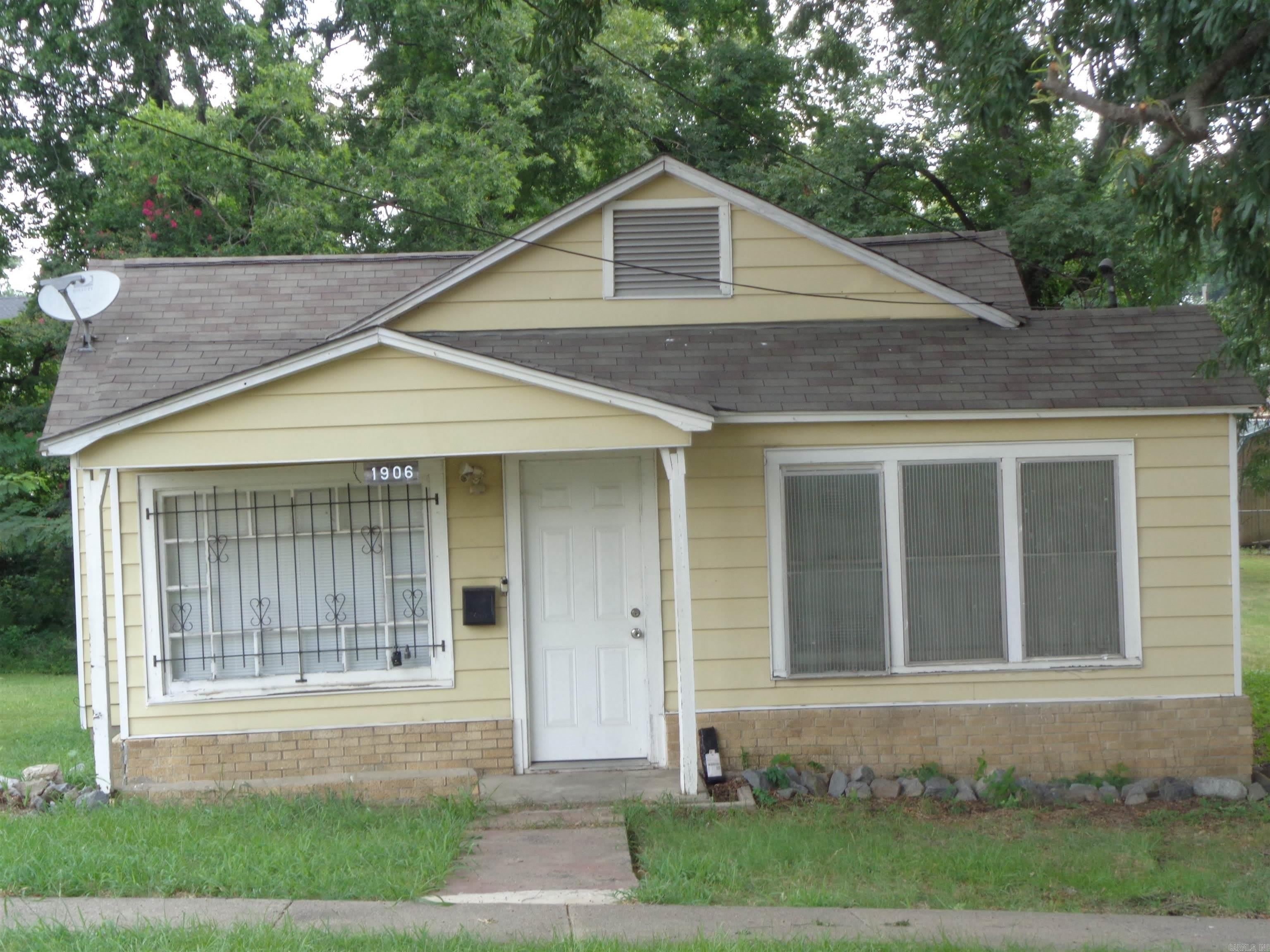 1906 E Capitol Avenue – photo 1