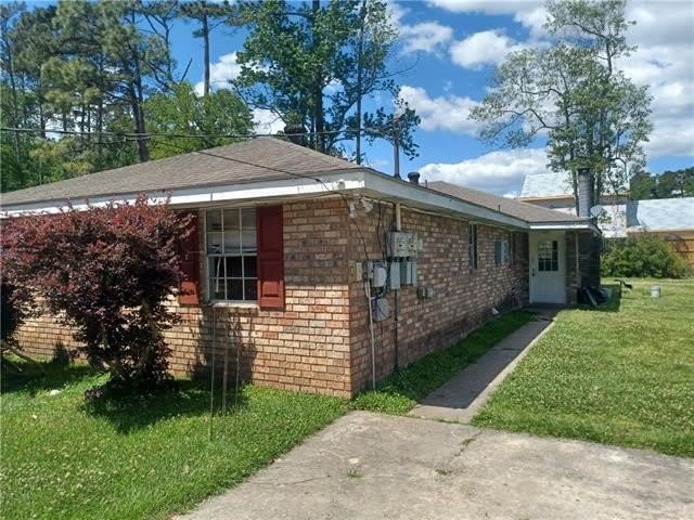 19425 SLEMMER Road – photo 1 of 7