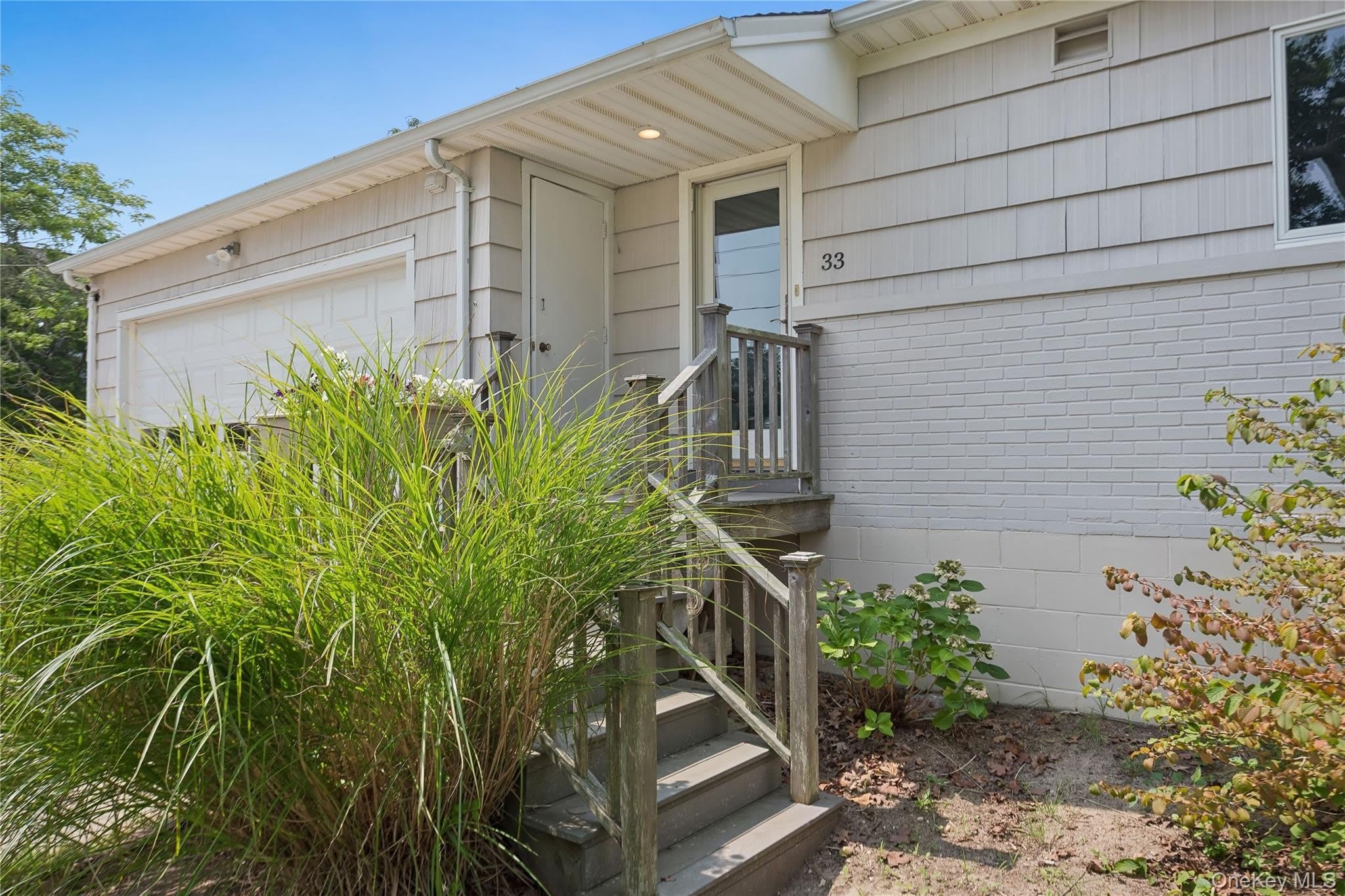 33 Beach Road – photo 1 of 38