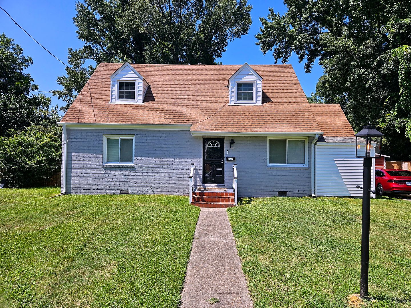 Beautifully Renovated 4 Bedroom Home In Norfolk – photo 1