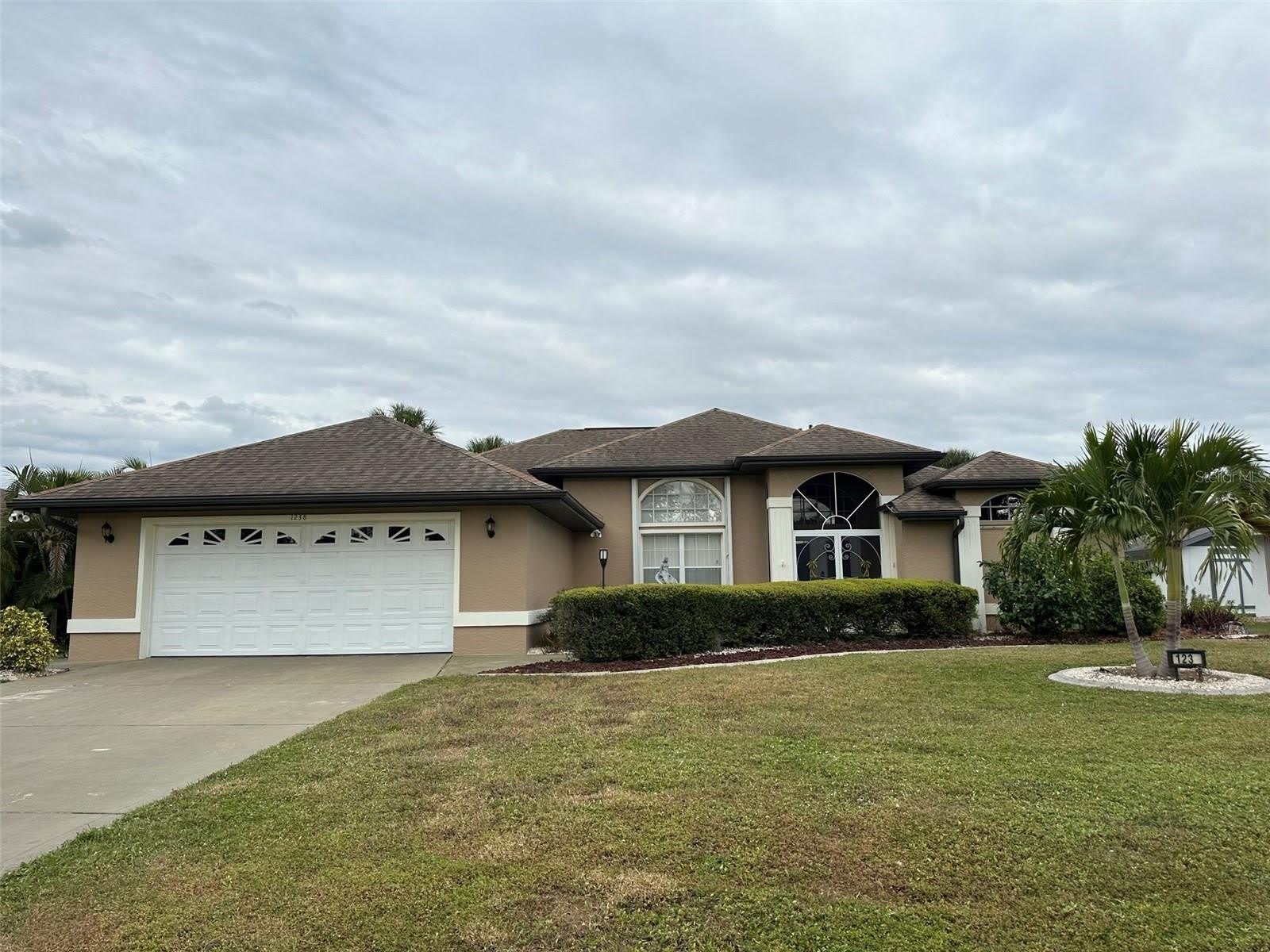 1238 YORKSHIRE Street – photo 1