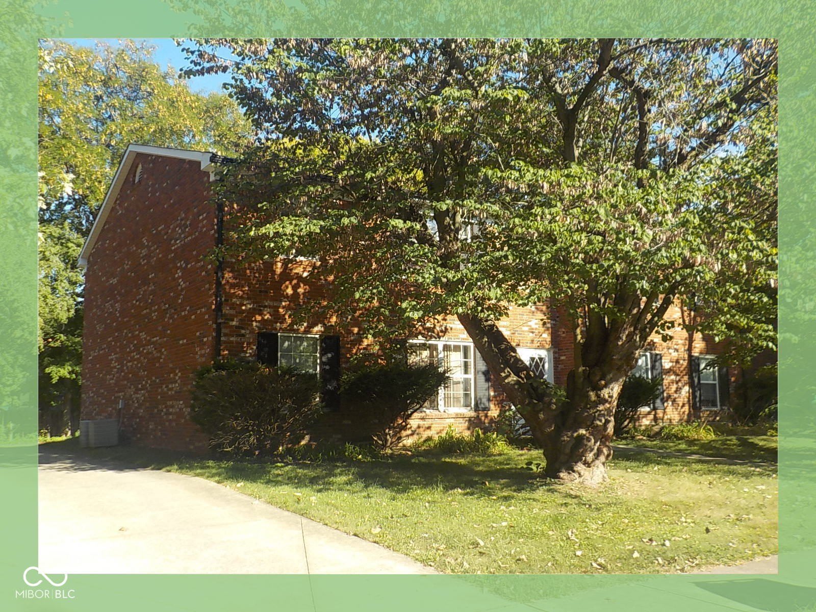 209 Lark Drive – photo 1 of 218