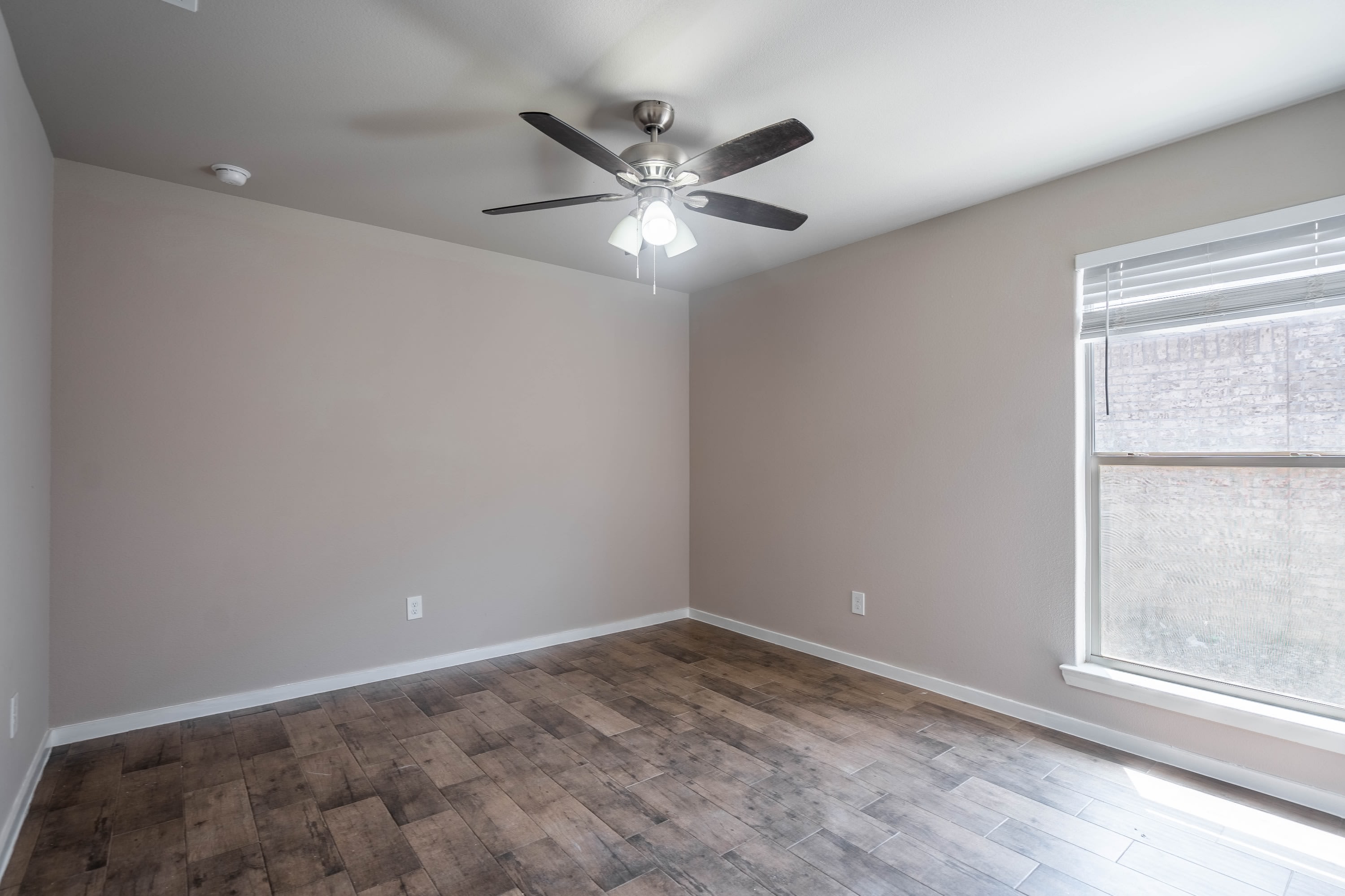 2311 Outlaw Court – photo 1