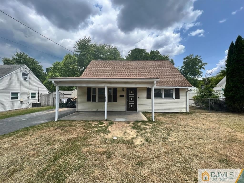 1008 Terrace Boulevard – photo 1 of 18