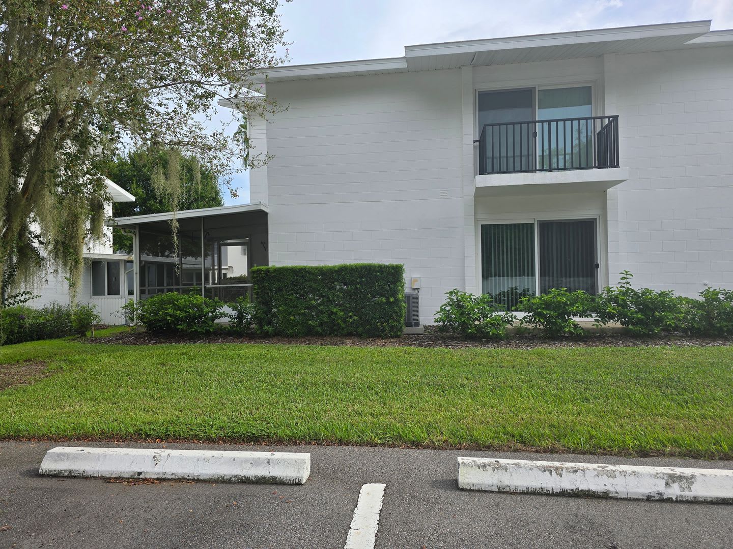 Charming 2-Bedroom Condo for Rent in Winter Haven, FL – photo 1