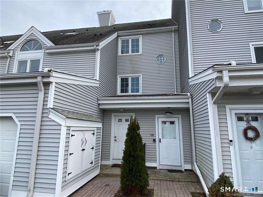 560 Silver Sands Road – photo 1 of 76
