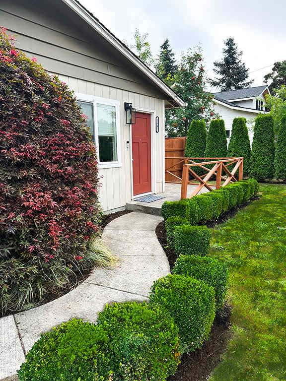 1642 N 2nd Ave – photo 1 of 12