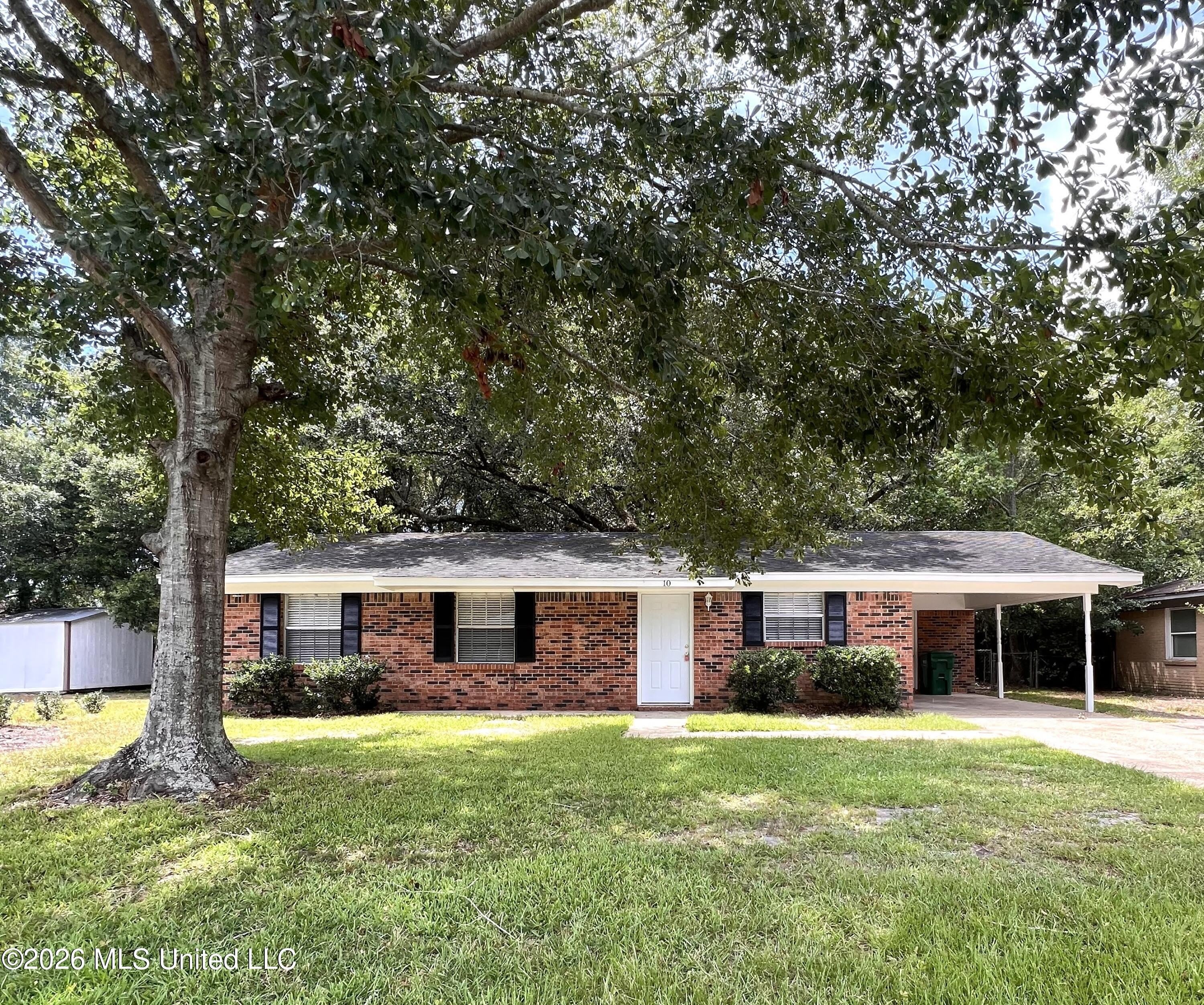10 Pembrook Circle – photo 1