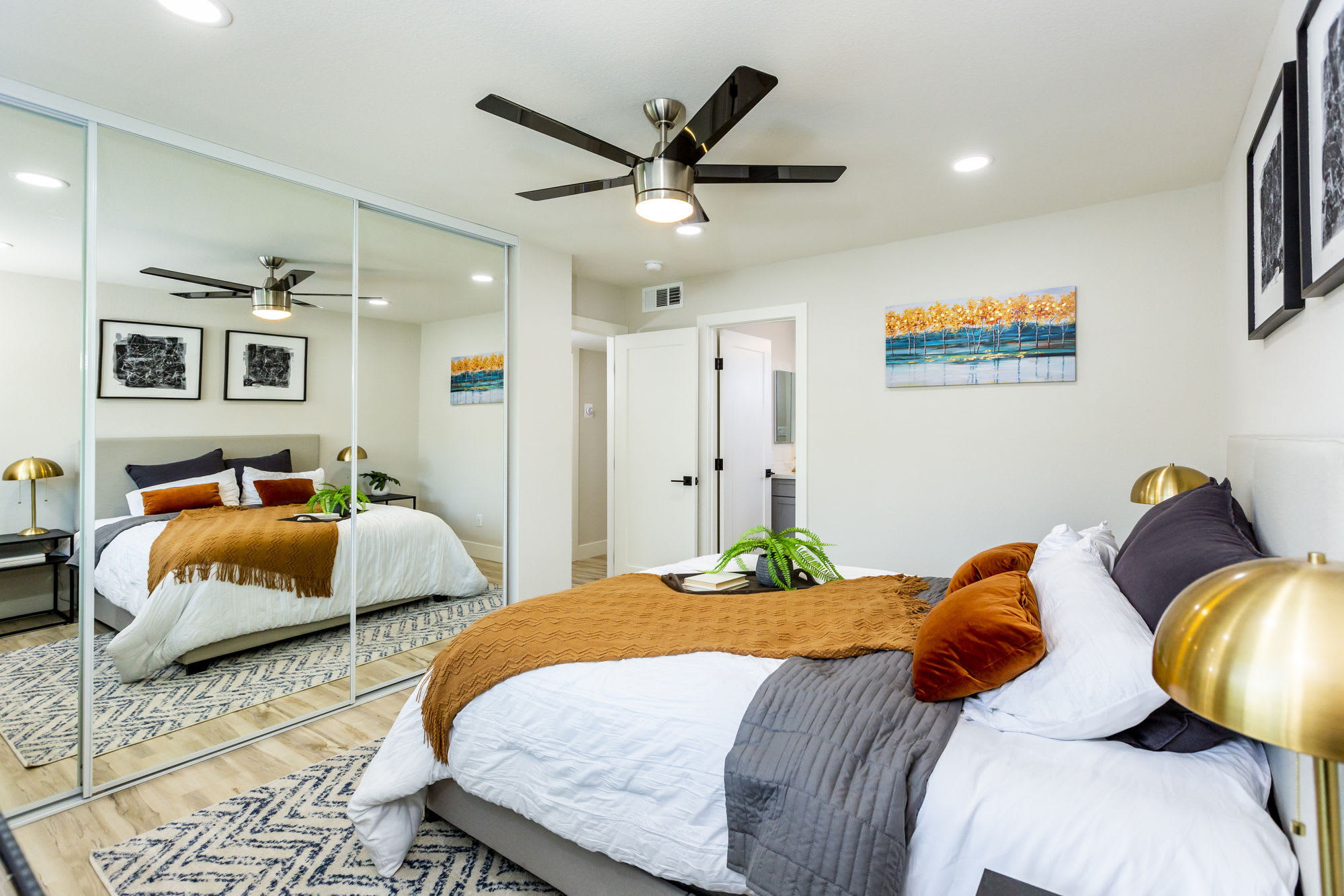 Westlake Apartments – photo 1