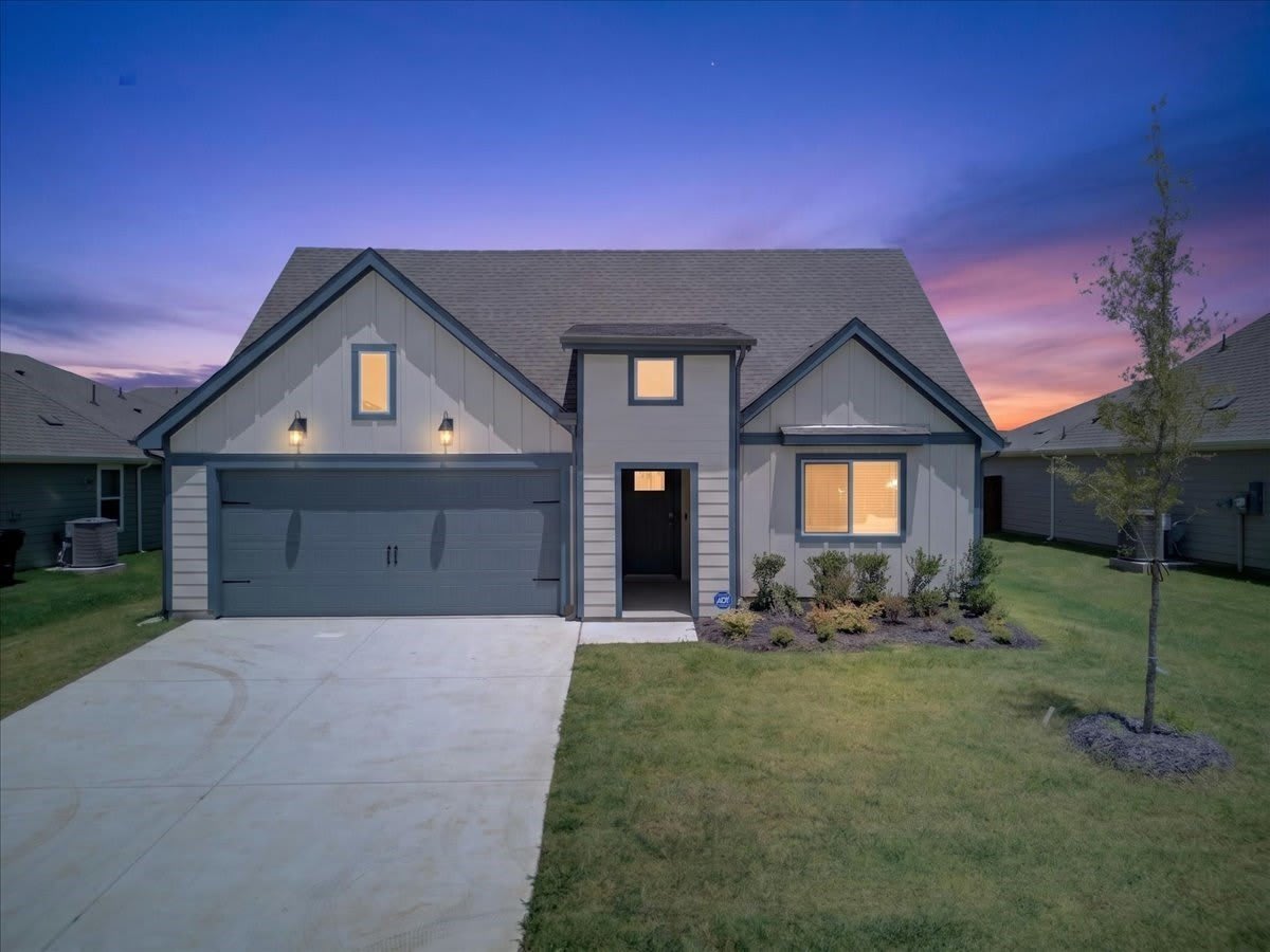728 Orchid Way – photo 1 of 37