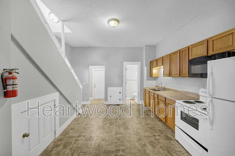 117 Church Street – photo 1