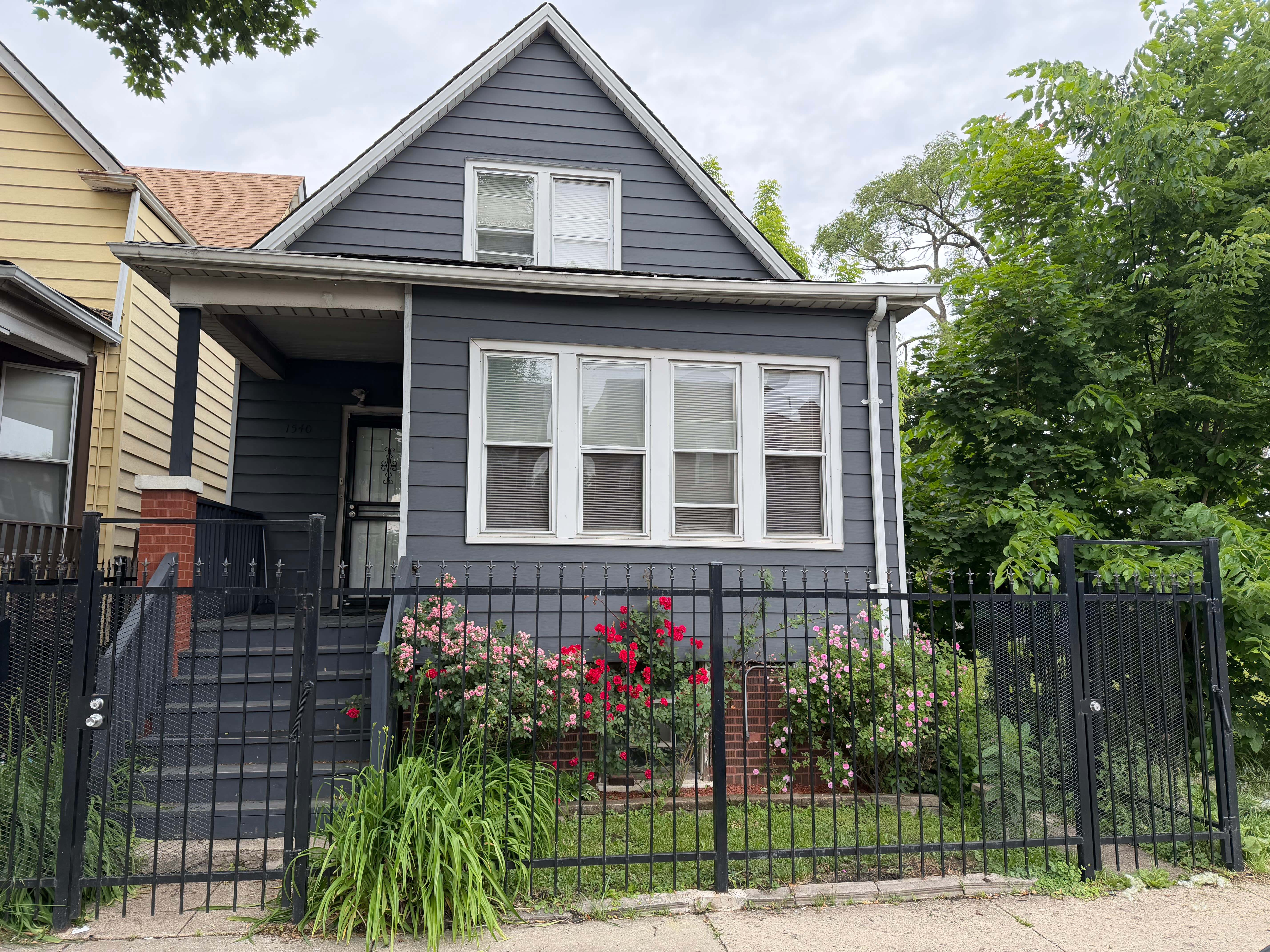 1540 West 71st Street – photo 1