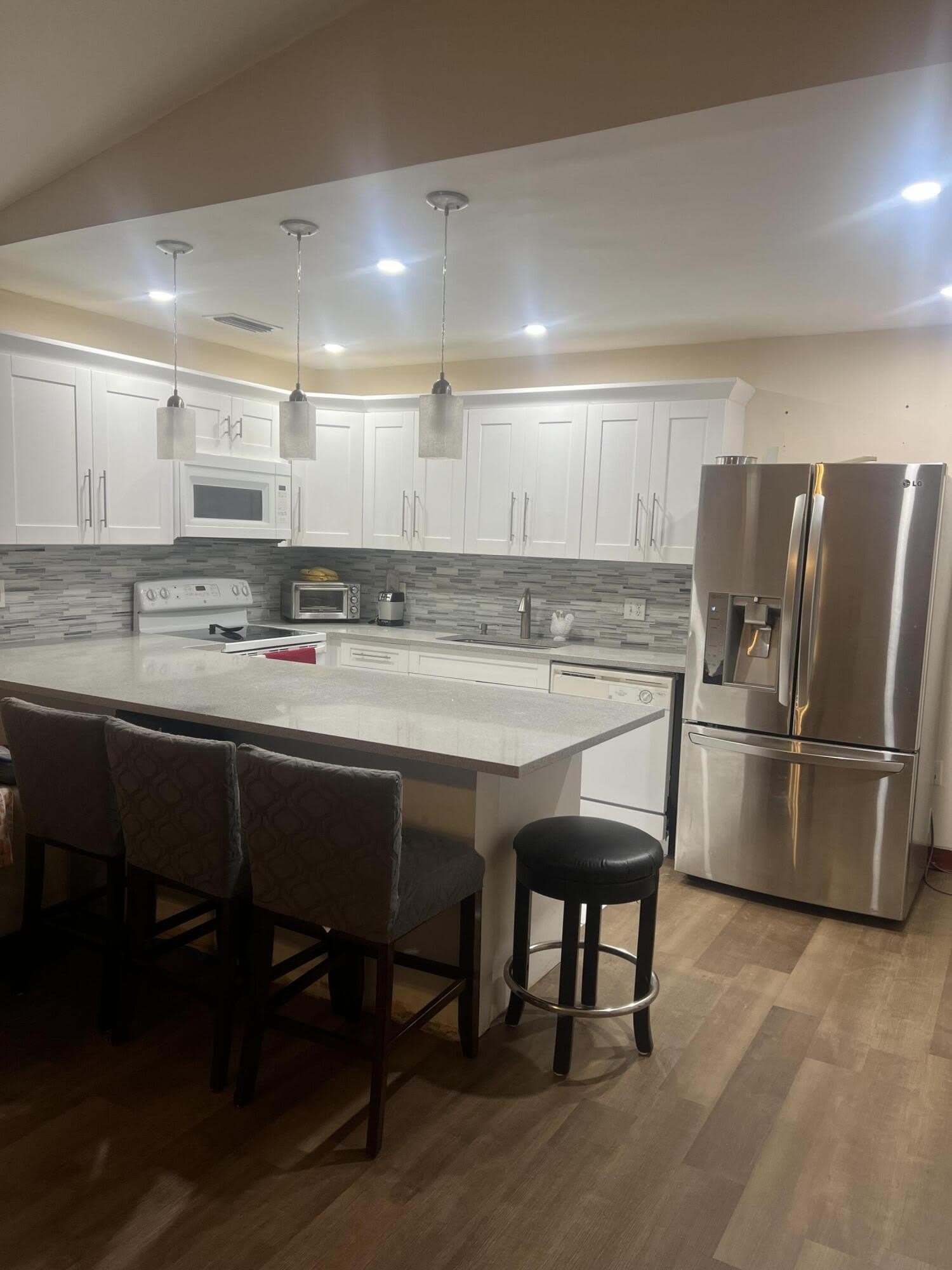 10758 Nw 30Th Place – photo 1