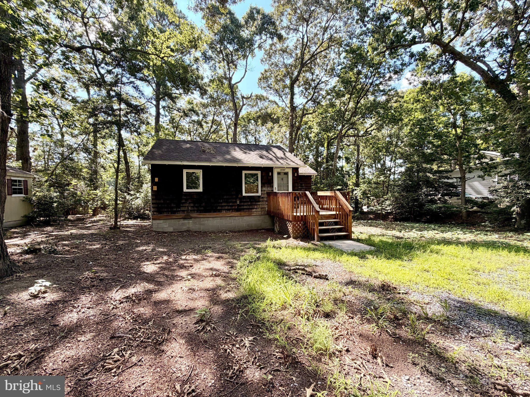 18587 SYLVAN DR – photo 1 of 14