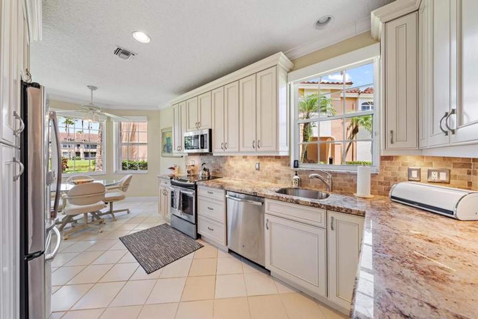 120 Legendary Circle Palm Beach Gardens Fl 33418 – photo 1