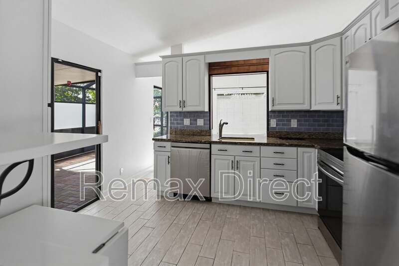 4567 Brook Drive – photo 1