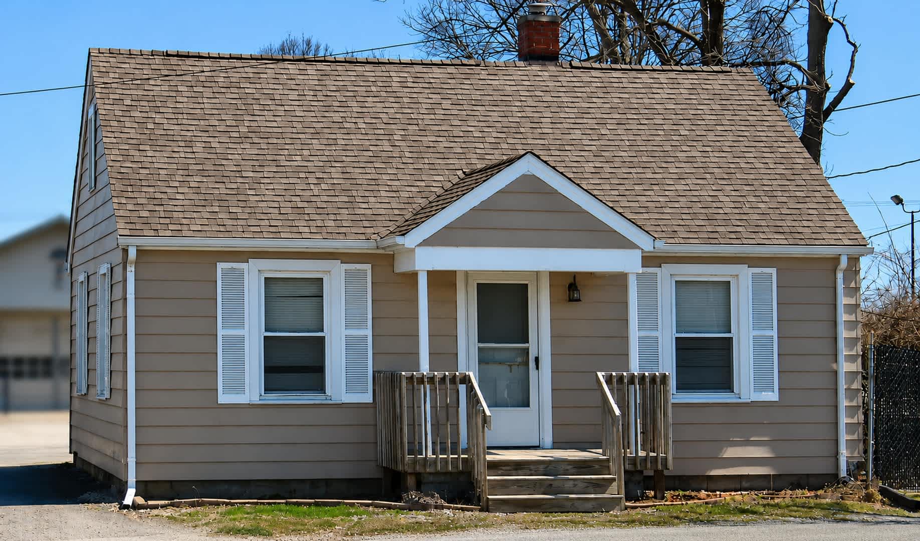 2 Bed 1 Bath Single Family Home – photo 1