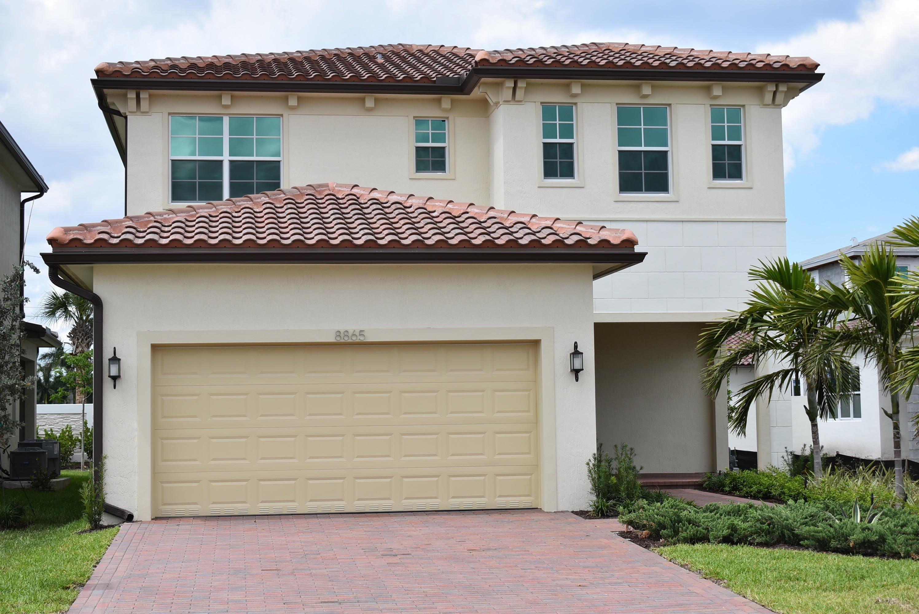 8865 Kingsmoor Way – photo 1