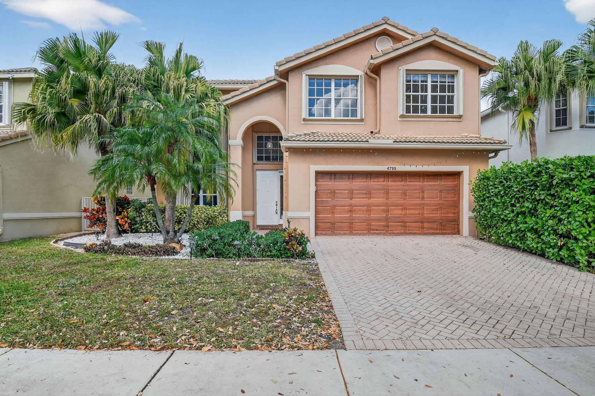4795 S Classical Boulevard – photo 1