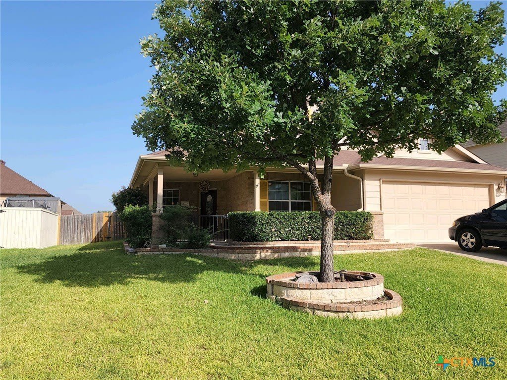 2602 Red Fern Drive – photo 1 of 9