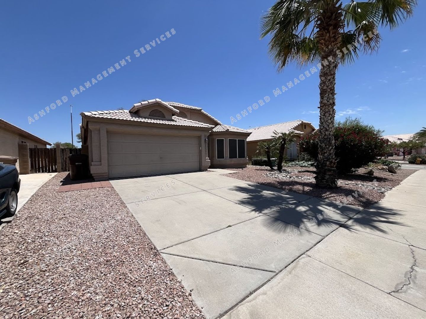 BEAUTIFUL 3 BEDROOM 2 BATHROOM HOME IN PEORIA – photo 1