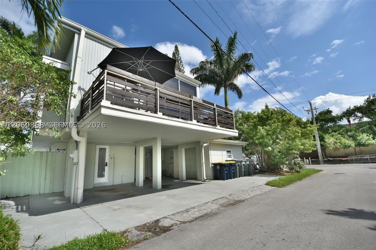 250 SE Park St – photo 1
