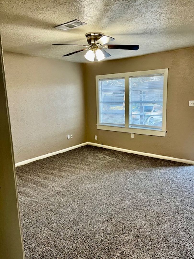 OCTOBER MOVE IN – photo 1 of 13